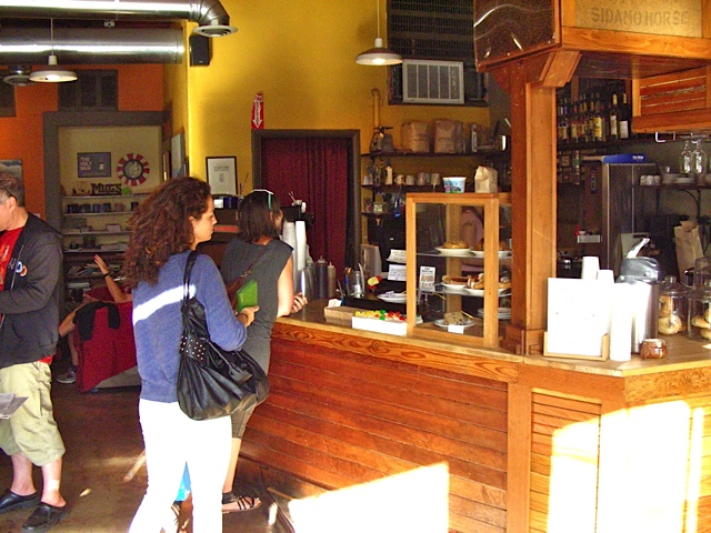 ugly.mug.counter.DSCN9937