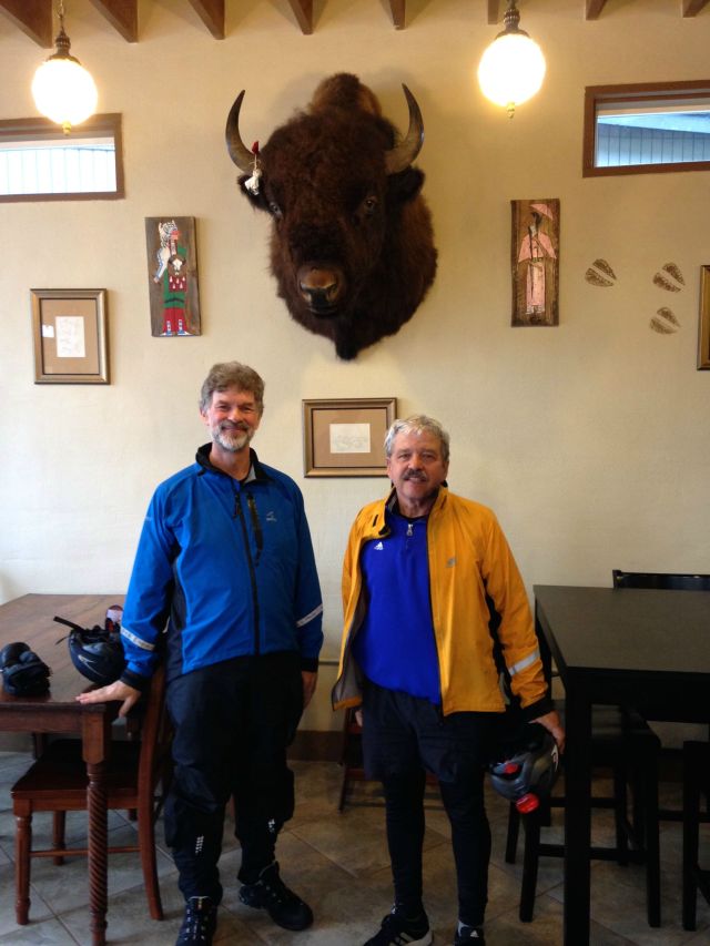 Bison.John.David.dRfZpaj